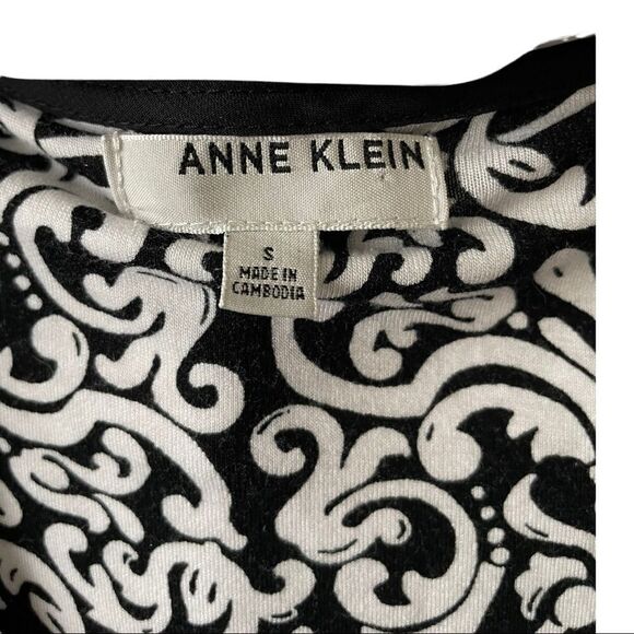 626 -LONG SLEEVE DRESS BY ANNE KLEIN - Picture 9 of 10